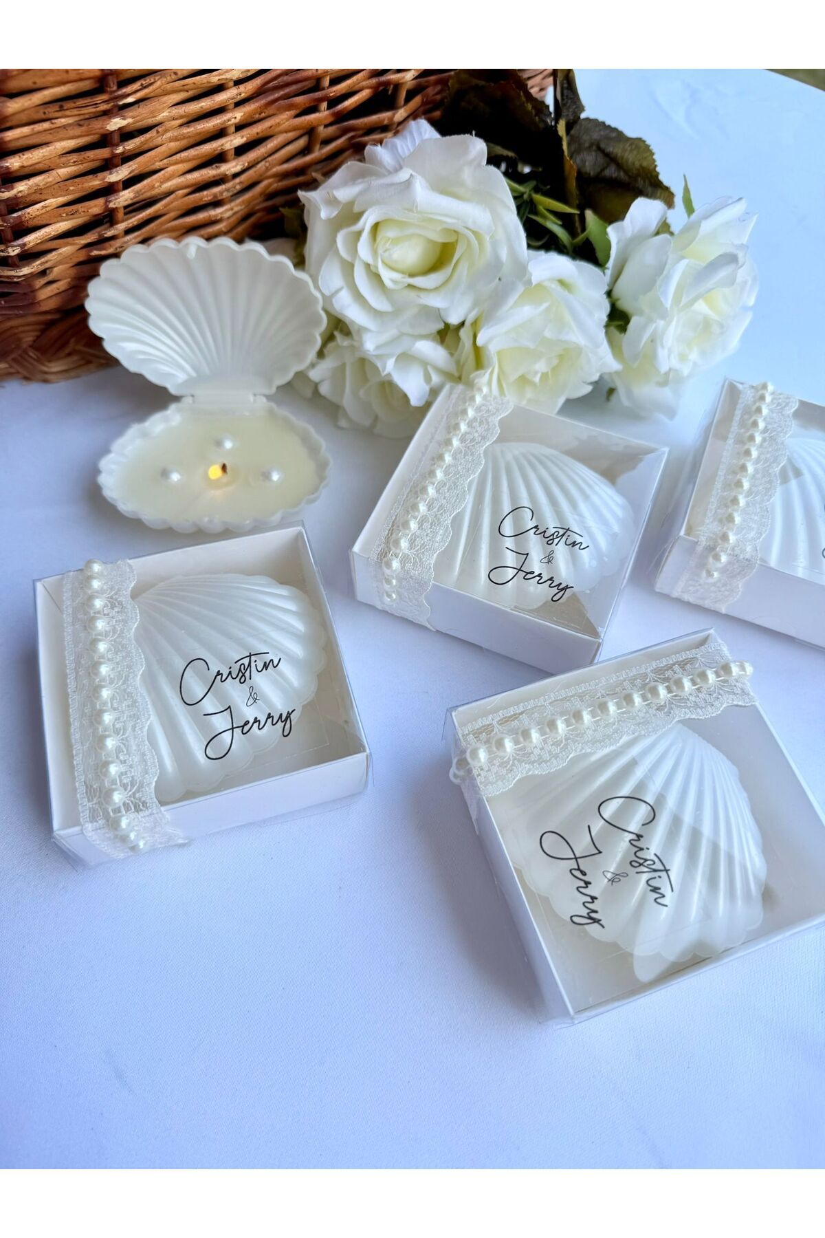 İsme Özel Şeffaf Etiketli Kutulu İstiridye Mum 10 Adet