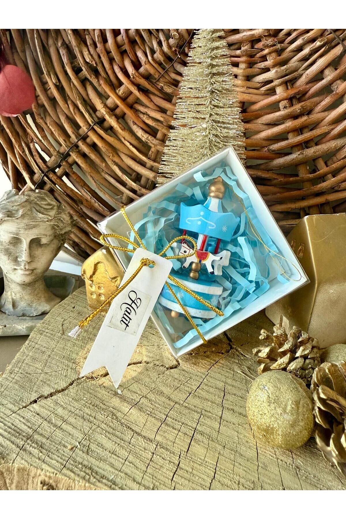 Mini Ahşap Mavi Atlıkarınca Süs 1 Adet Dekoratif Obje (Yılbaşı, Doğum Günü, Baby Shower) Hediyelik