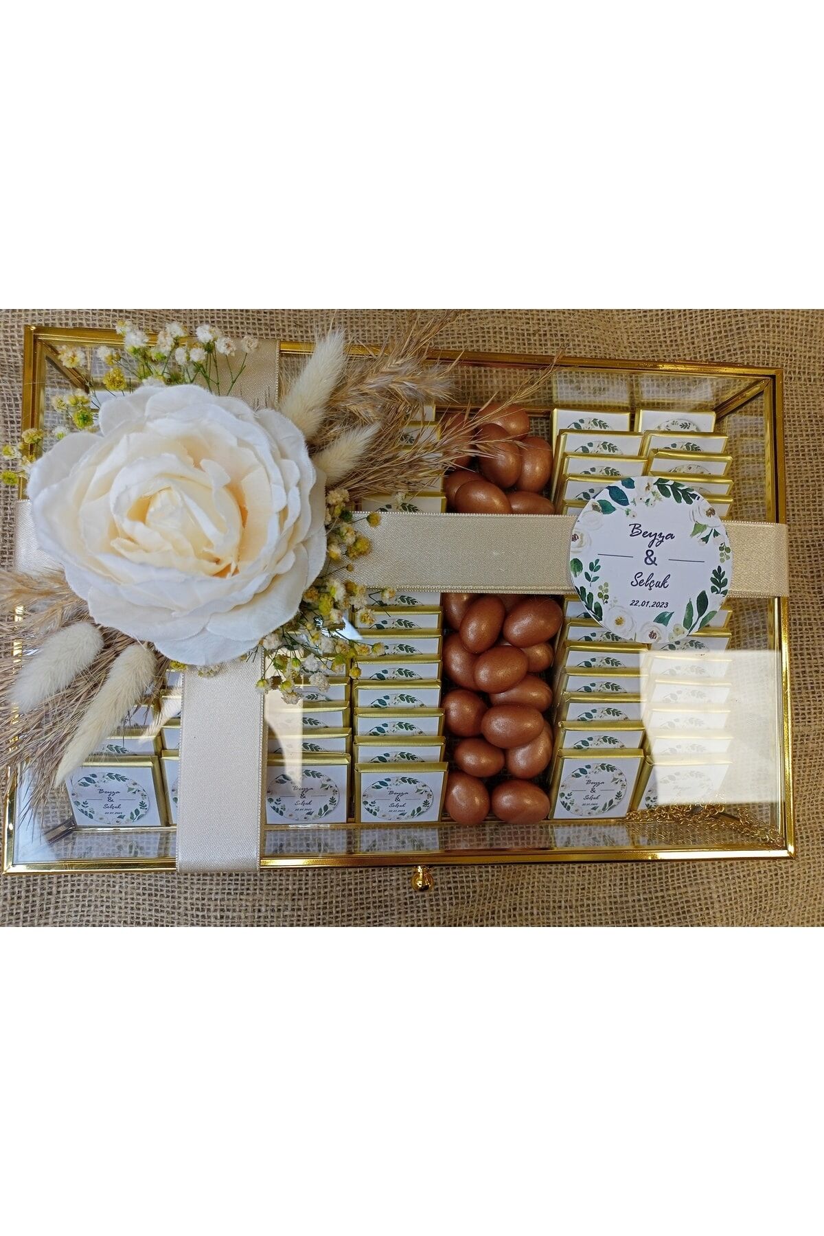 Kız Isteme Çikolatası Söz- Nikah-nişan Çikolatası Cam Kutu Arajmanlı Süslemeli