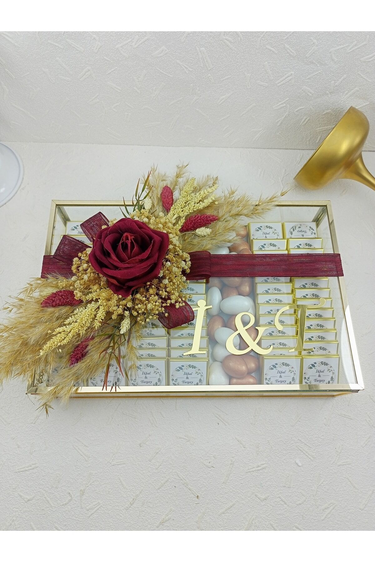 Cam Kutu Kırmızı Gül Nişan- Söz-kızisteme Çikolatası