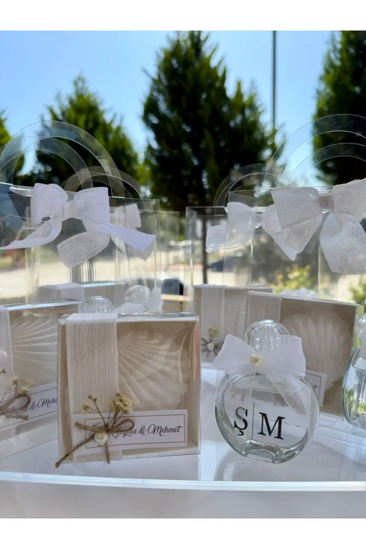 İsme Özel Çantalı Set İstiridye Mum-Kolonya 10 Adet (Düğün, Nişan,Kına, Söz)