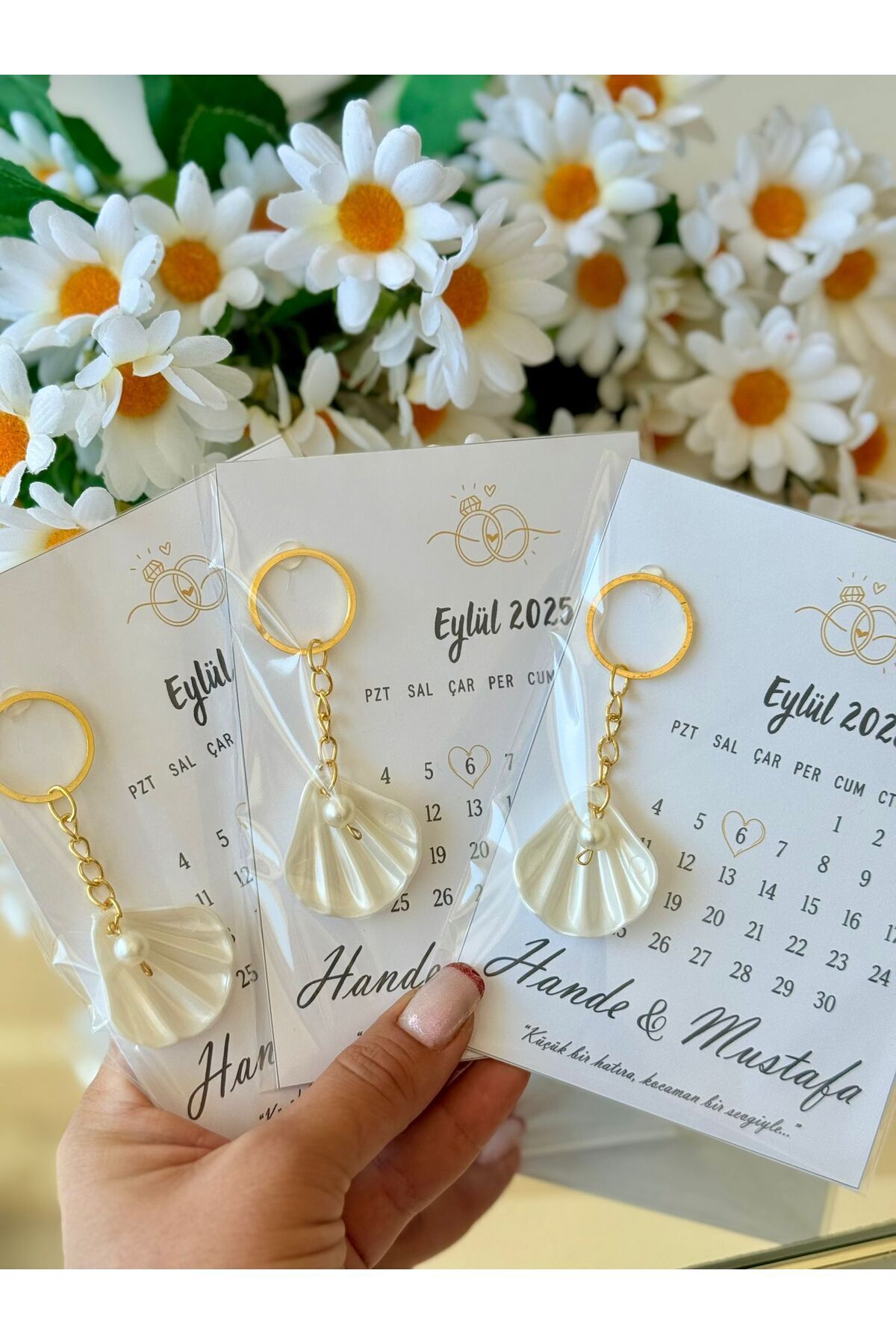 İstiridyeli Anahtarlık Nikah Düğün Bride Hediyeliği Anahtarlık İsme Özel Hediyelik Tarihli 10 Adet Beyaz